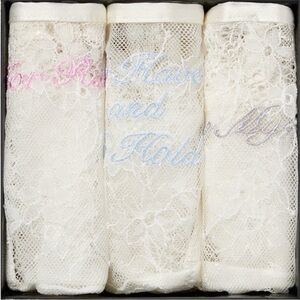 Skim’s bridal underwear set